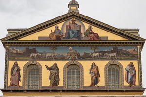 Mosaïc on facade